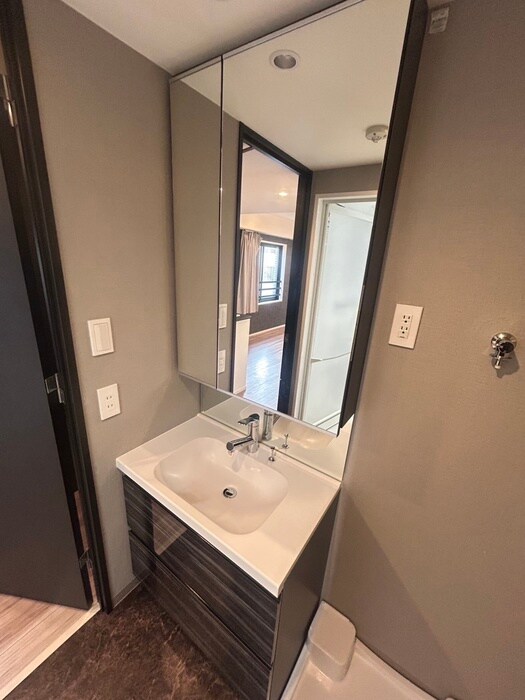 物件内観写真14　(洗面)