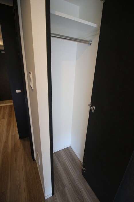 物件内観写真15　(収納)