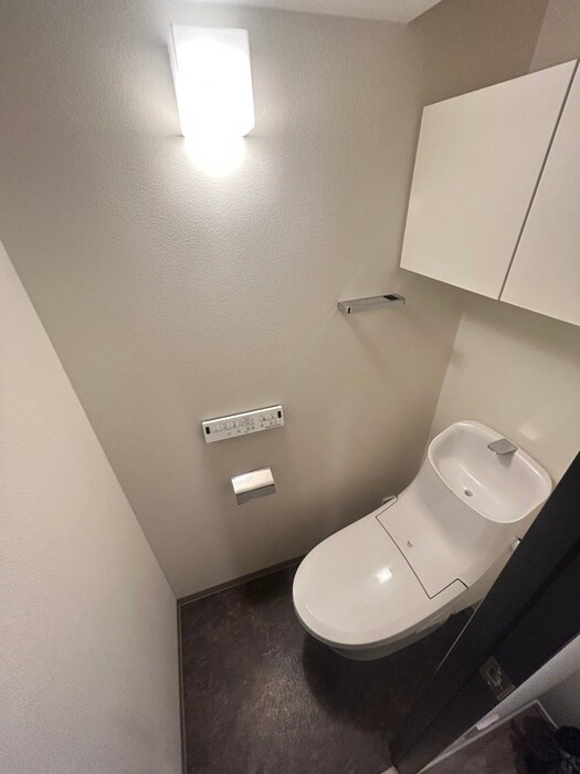 物件内観写真16　(トイレ)