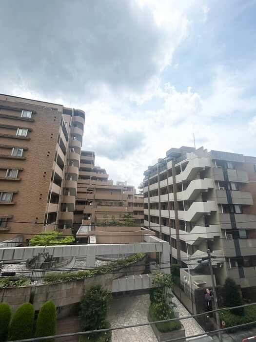 物件内観写真19　(室内からの展望)