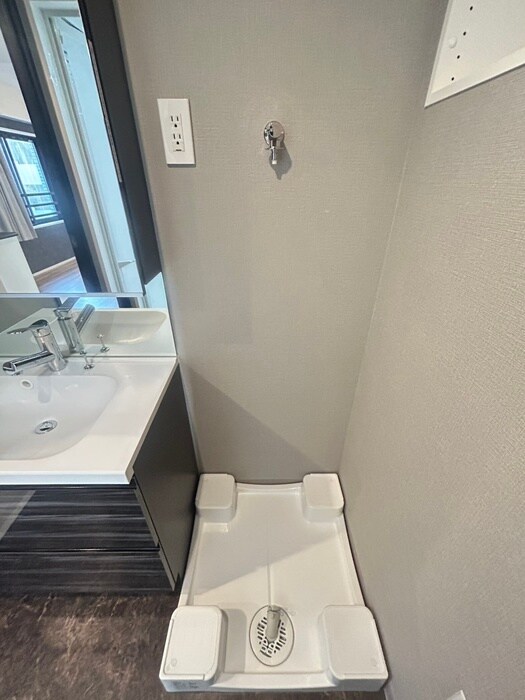 物件内観写真20　(洗濯機置場)