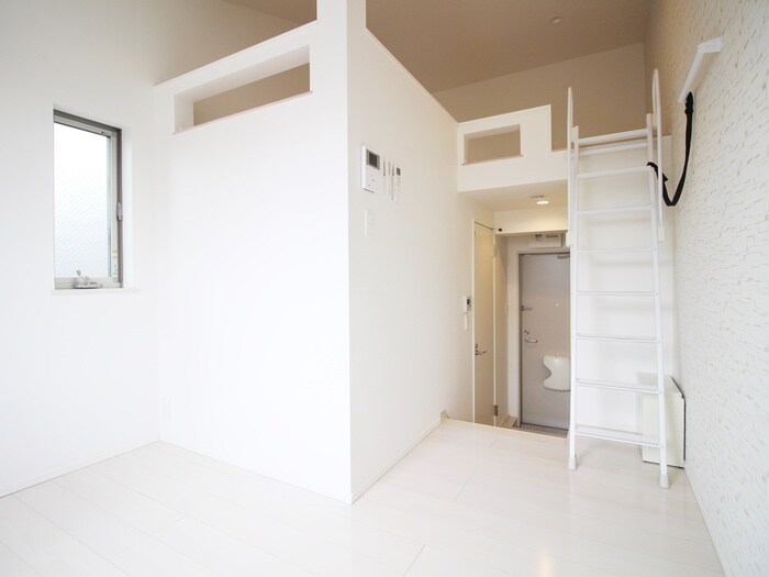 物件内観写真8　(居室)