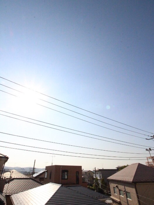 物件内観写真15　(室内からの展望)