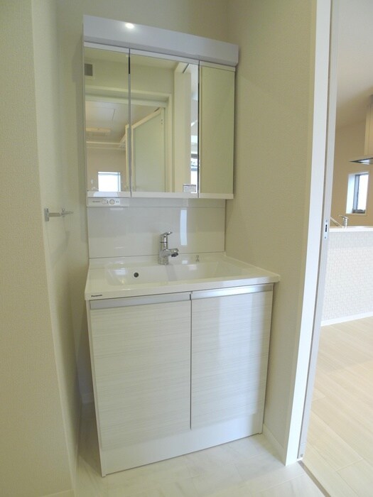 物件内観写真10　(洗面)