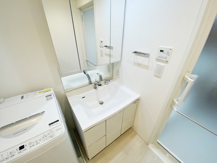 物件内観写真12　(洗面)