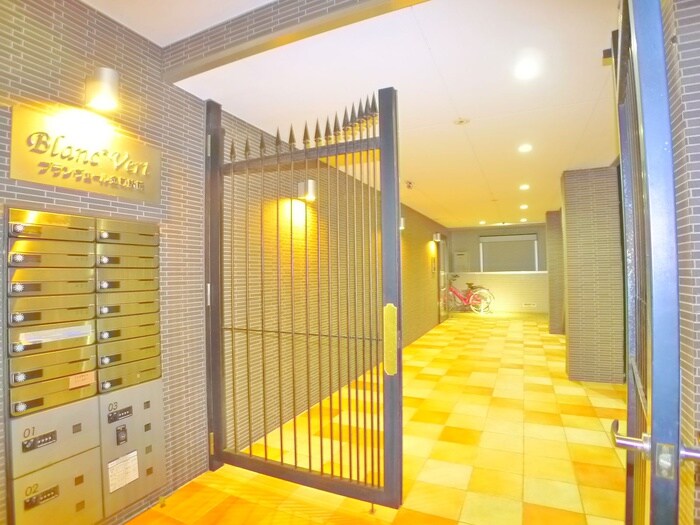 物件外観写真2　(建物設備)