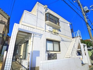 ロイヤルコ－ポ外観写真