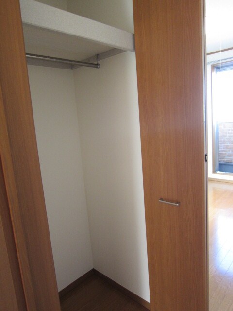 物件内観写真9　(収納)