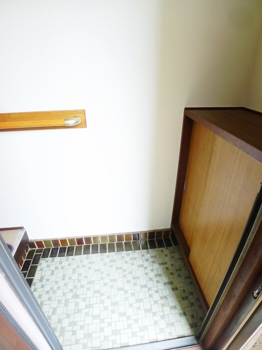 物件内観写真14　(玄関)