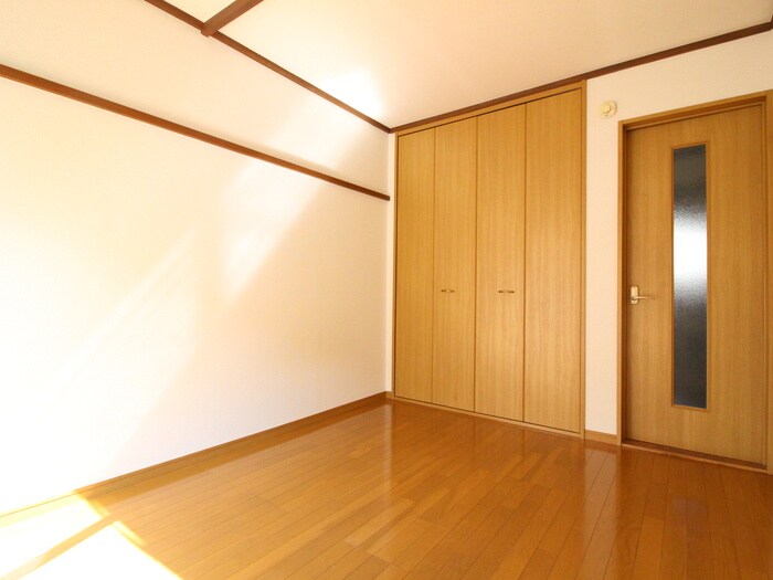 物件内観写真11　(居室)