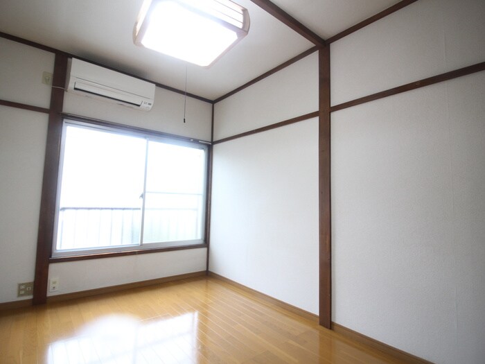 物件内観写真13　(居室)