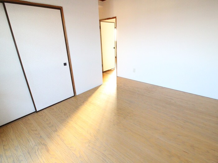 物件内観写真11　(居室)