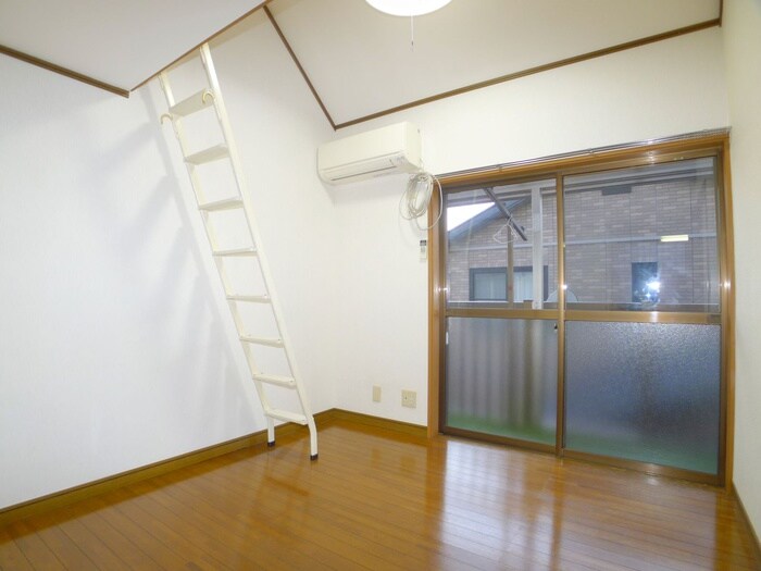 物件内観写真7　(居室)