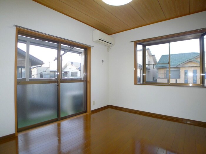 物件内観写真9　(居室)