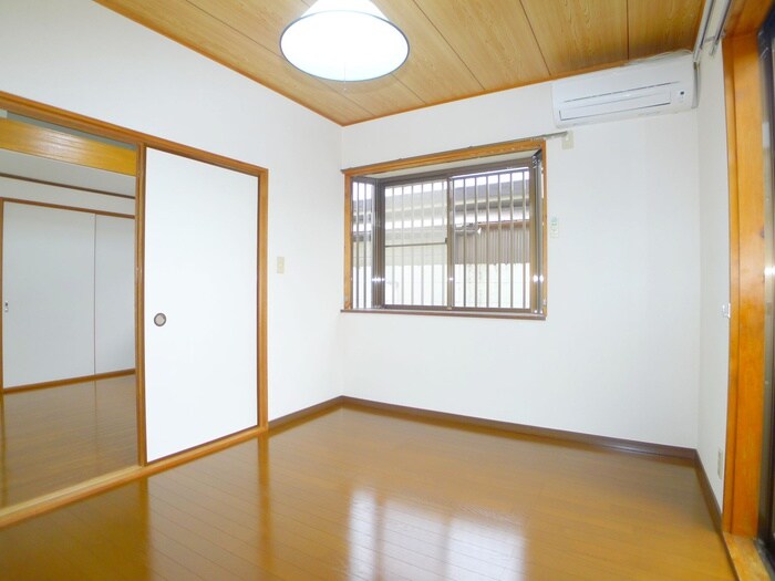 物件内観写真13　(居室)