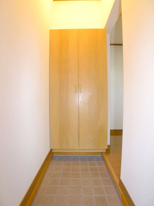 物件内観写真20　(玄関)