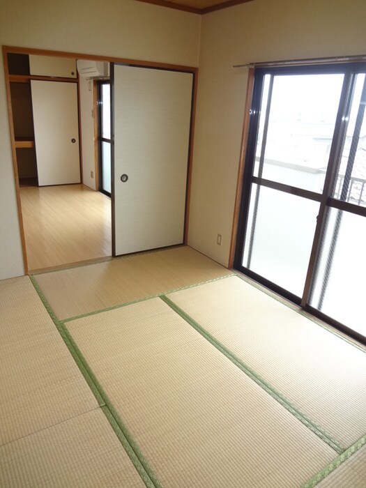 物件内観写真13　(居室)