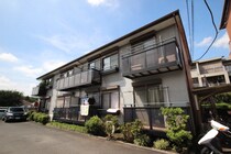 サンハイツの外観写真