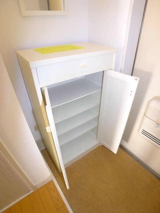 物件内観写真18　(靴箱)