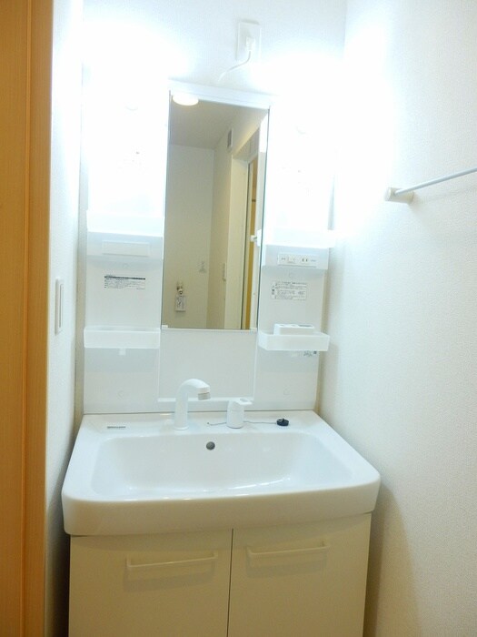 ルミナスハイムの洗面