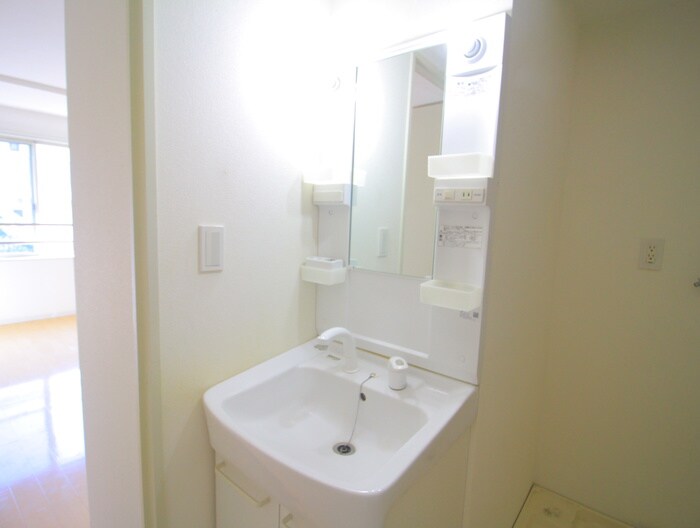 物件内観写真13　(洗面)