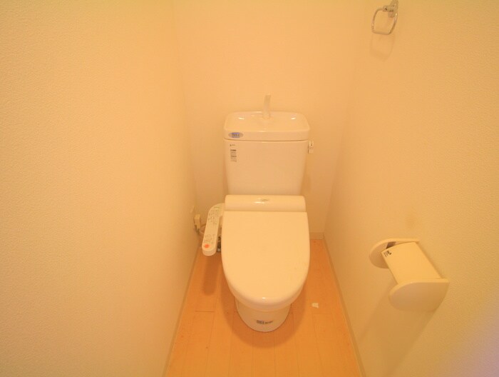 物件内観写真15　(トイレ)