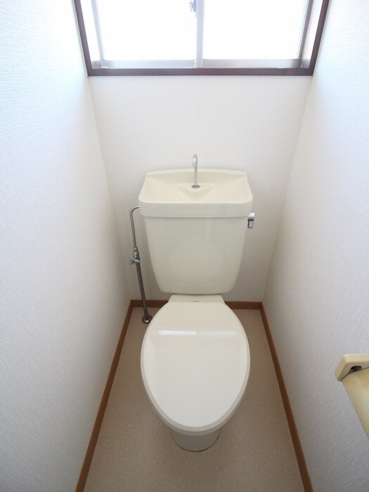 物件内観写真11　(トイレ)