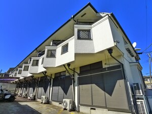 パールコーポ鶴外観写真