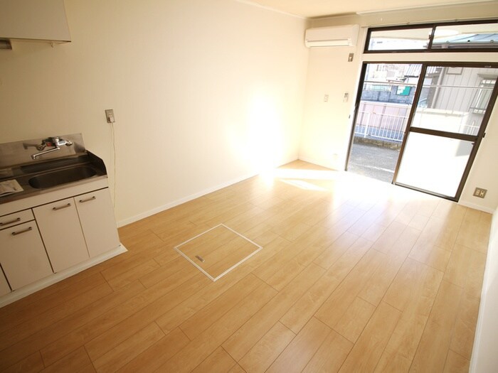 物件内観写真7　(居室)