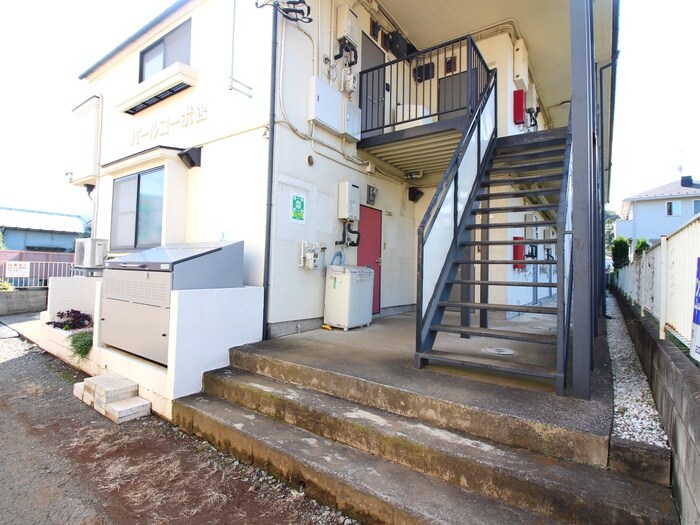 物件外観写真4　(エントランス部分)