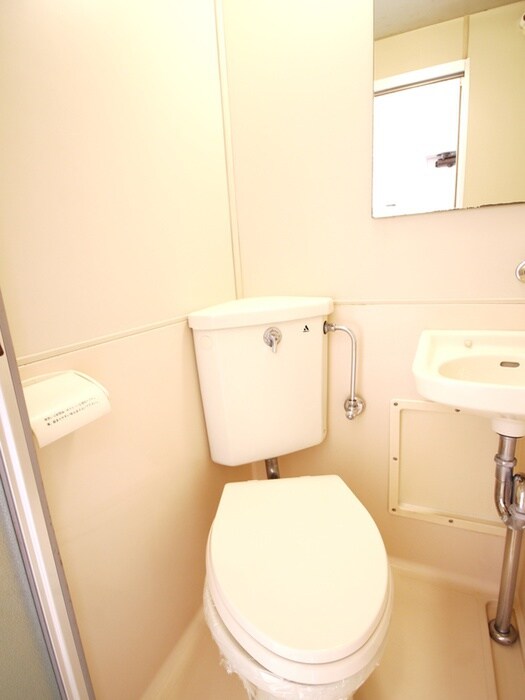 物件内観写真10　(トイレ)