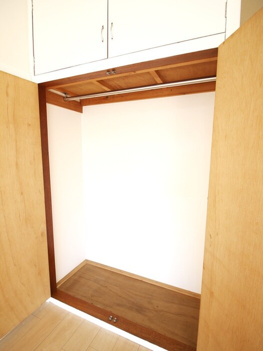 物件内観写真12　(収納)