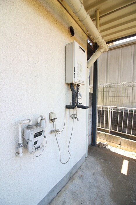 物件内観写真14　(洗濯機置場)