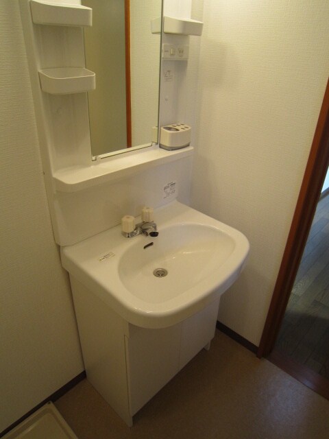 物件内観写真14　(洗面)