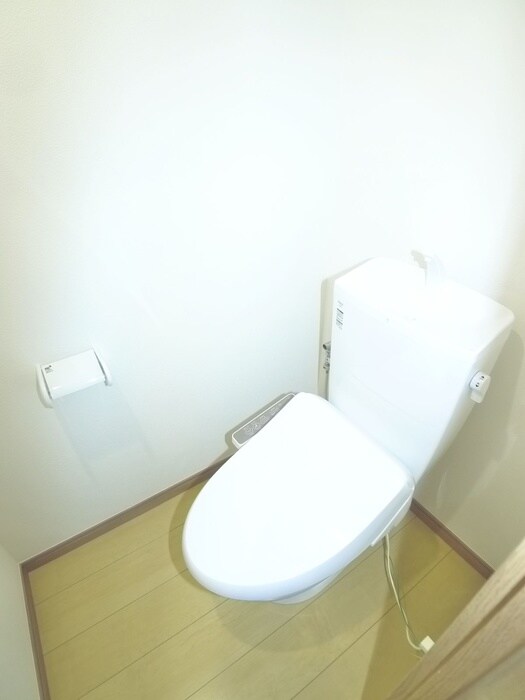 物件内観写真16　(トイレ)