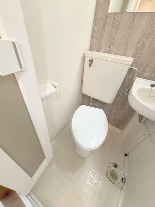 物件内観写真11　(トイレ)