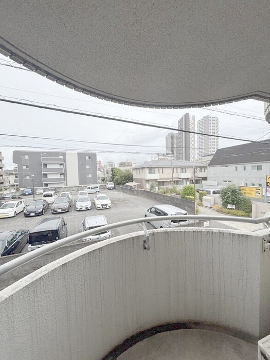 物件内観写真17　(室内からの展望)