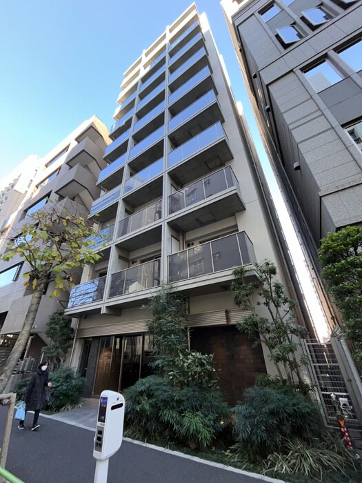 物件外観写真6　(バイク置き場)