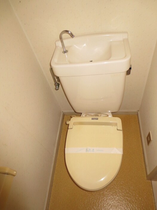 物件内観写真9　(トイレ)