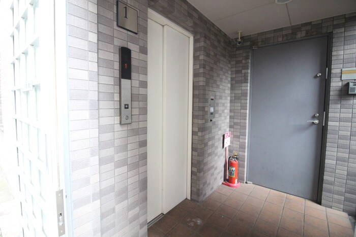 物件外観写真6　(建物設備)