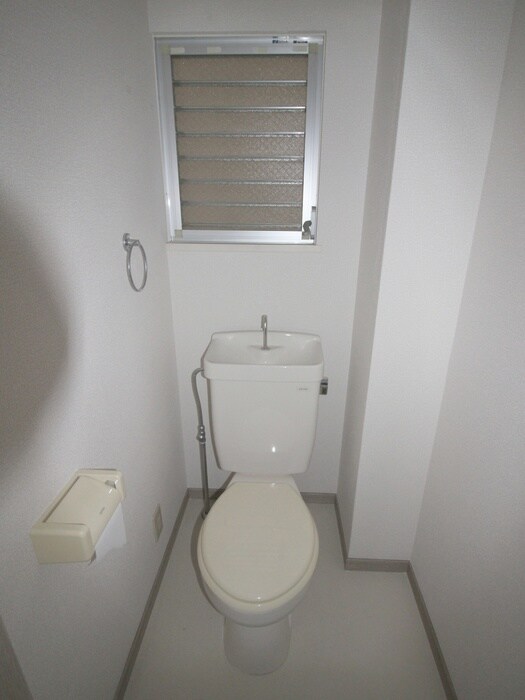 物件内観写真14　(トイレ)