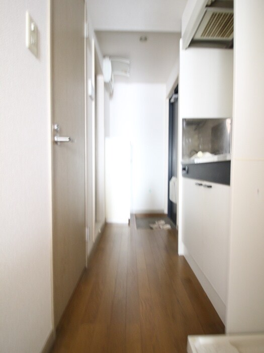 物件内観写真20　(廊下)