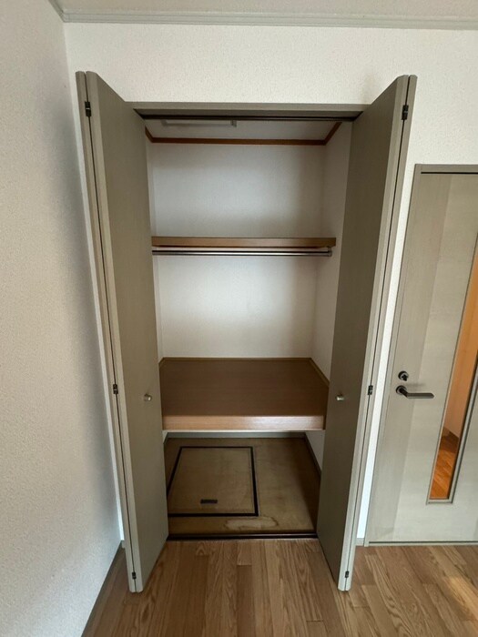 物件内観写真10　(収納)