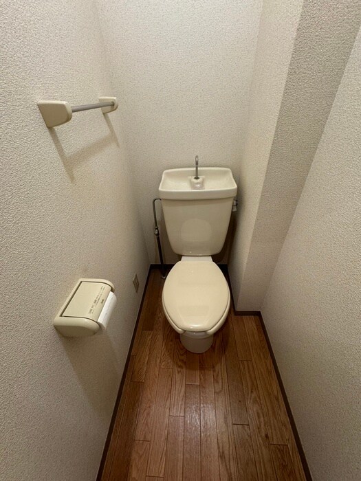 物件内観写真12　(トイレ)