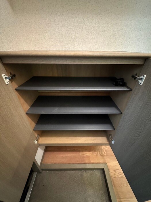 物件内観写真16　(靴箱)