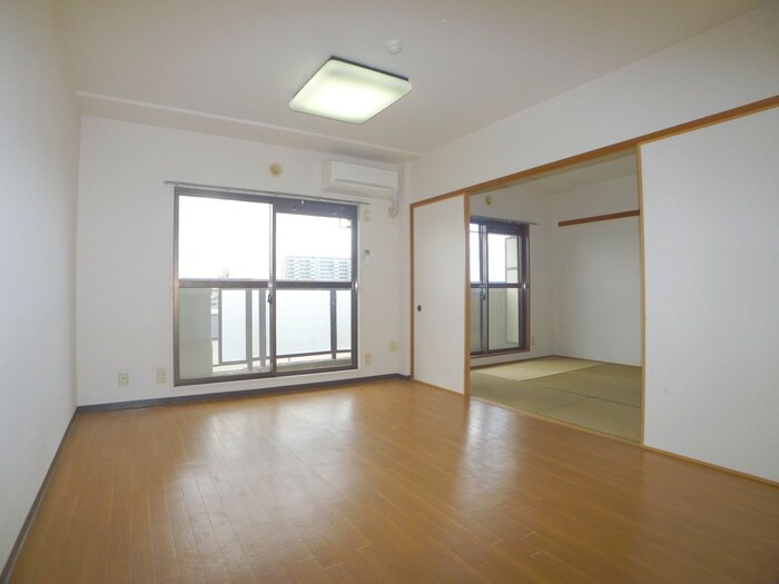 物件内観写真8　(居室)