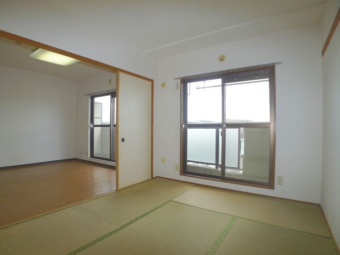 物件内観写真11　(居室)