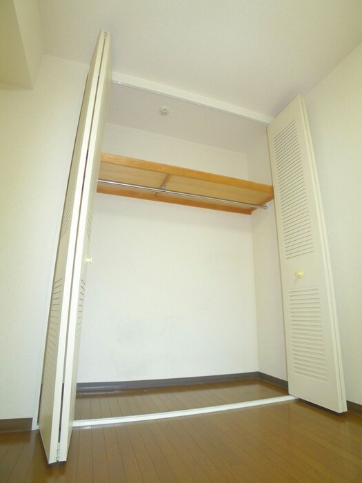 物件内観写真13　(収納)