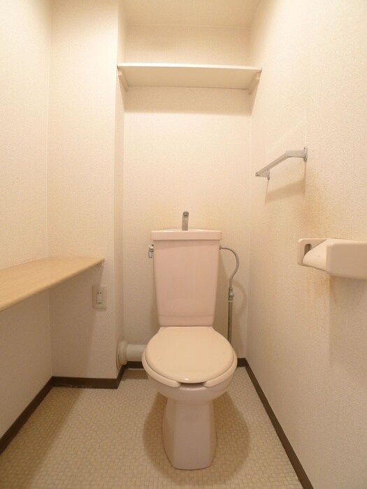 物件内観写真17　(トイレ)