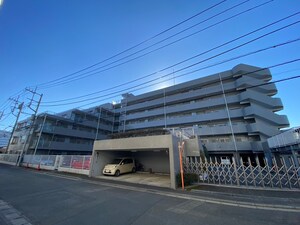 ライツ本厚木（２０２）外観写真
